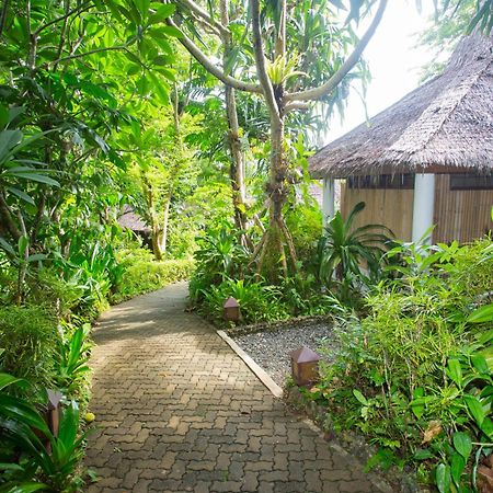 Mandala Spa & Resort Villas Manoc-Manoc Extérieur photo