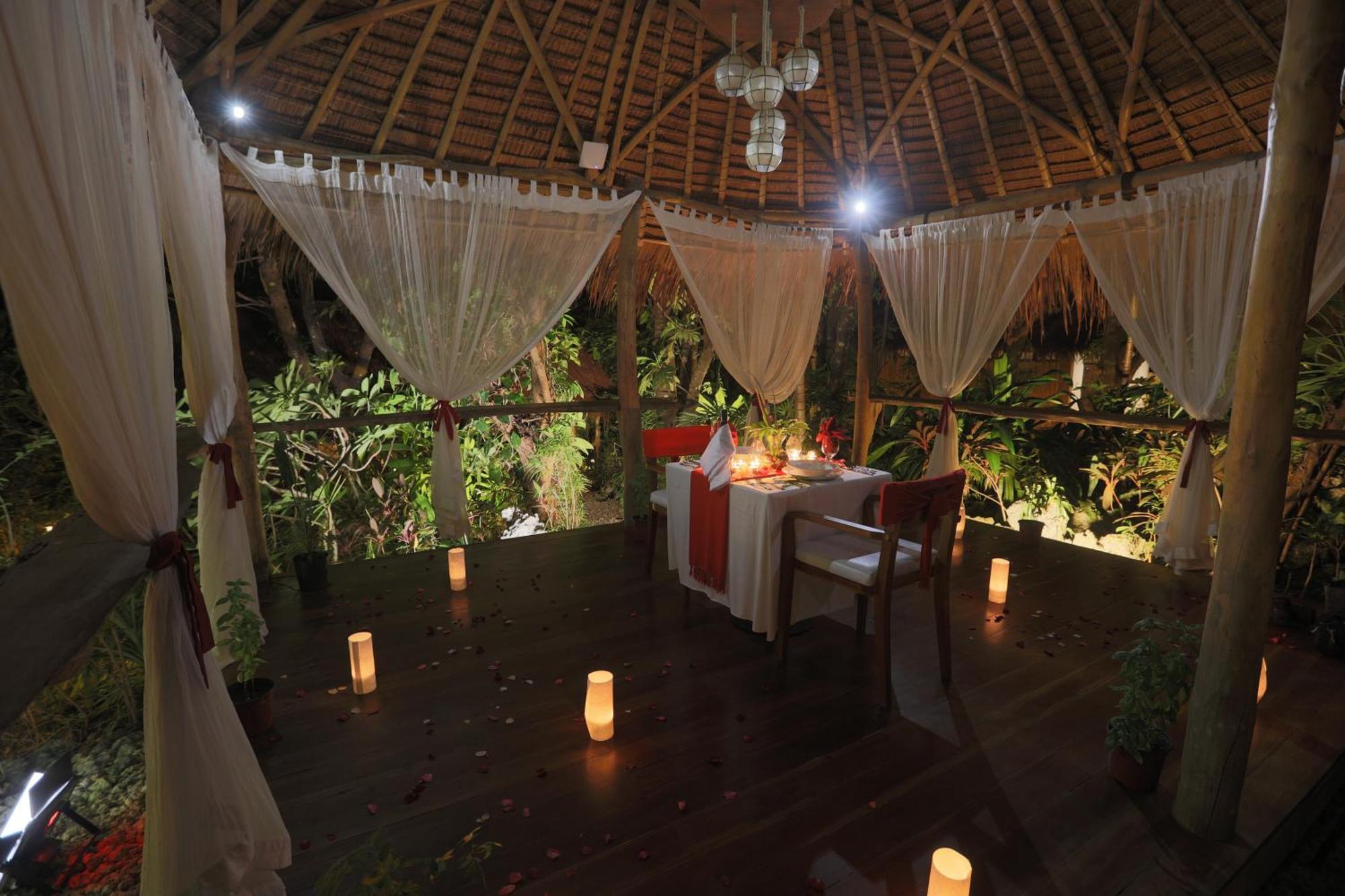 Mandala Spa & Resort Villas Manoc-Manoc Extérieur photo